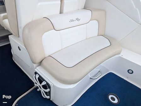 Sea Ray 330 Sundancer image