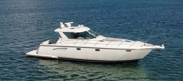 Tiara Yachts 4400 Sovran image