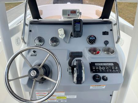 Bayliner TROPHY-T22CC image