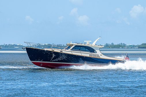 Hinckley Talaria 43 Motoryacht image