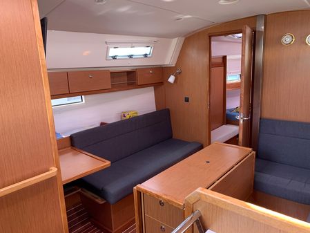 Bavaria Cruiser 36 image