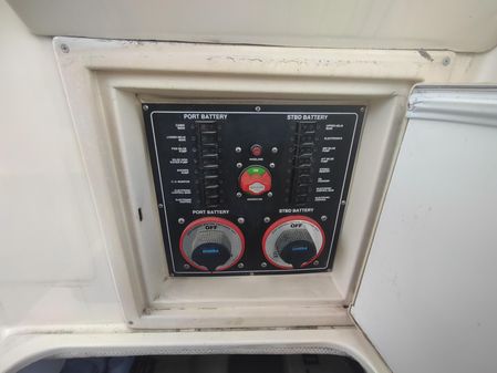 Mainship 34 Trawler image
