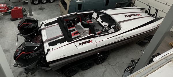 Daves Custom Boats M28R image