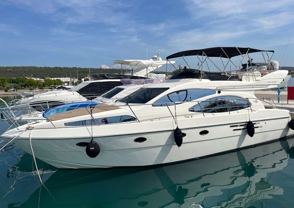 Azimut 46 image