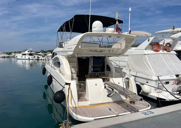 Azimut 46 image