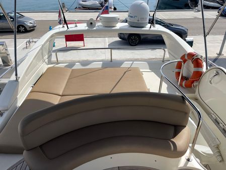 Azimut 46 image