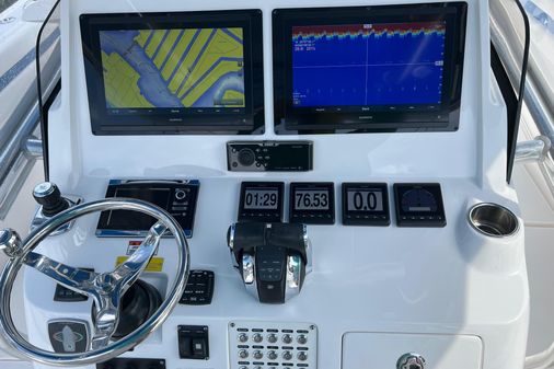 Intrepid 400 Center Console image