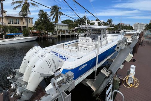 Intrepid 400 Center Console image