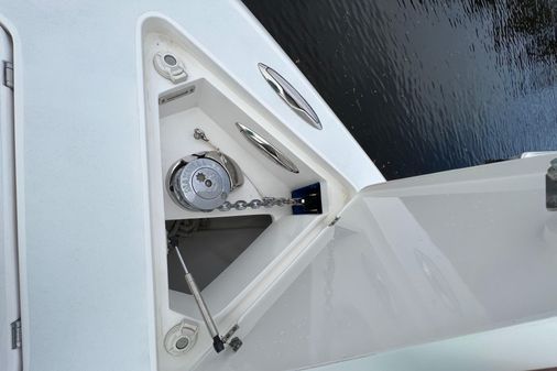 Intrepid 400 Center Console image