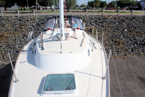 Tartan 34-2 Scheel Keel image