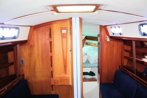 Tartan 34-2 Scheel Keel image