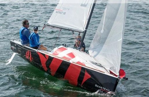 Beneteau First 18 image