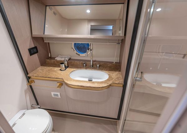 Azimut Flybridge 55 image