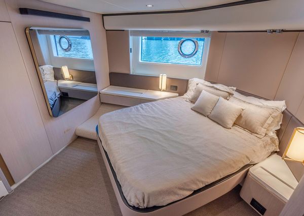 Azimut Flybridge 55 image