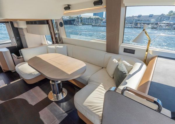 Azimut Flybridge 55 image