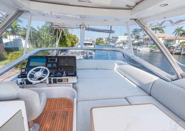 Azimut Flybridge 55 image