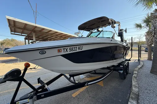 MasterCraft X22 image