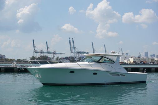 Tiara Yachts 4300 Open image