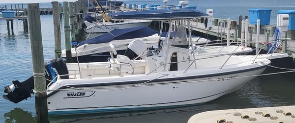 Boston-whaler 210-OUTRAGE image