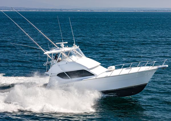 Hatteras 50 Convertible image