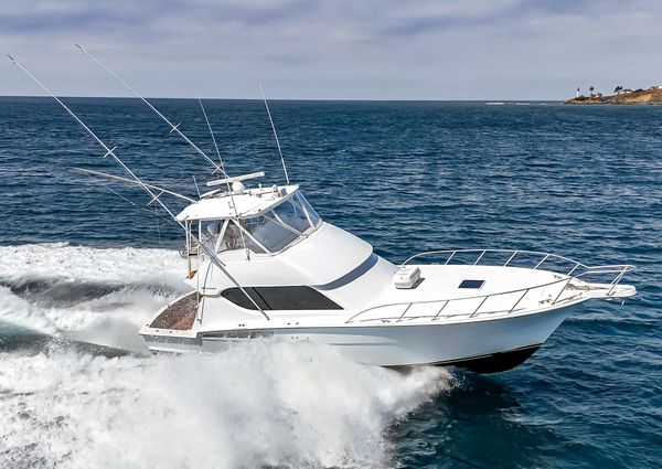 Hatteras 50 Convertible image