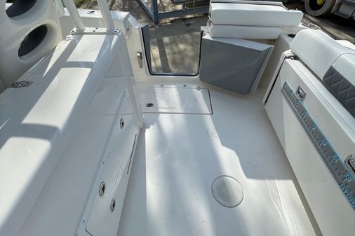 Cobia 301-CENTER-CONSOLE image