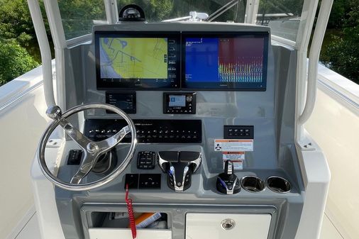 Cobia 301-CENTER-CONSOLE image