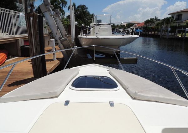 Boston Whaler 320 Outrage Cuddy Cabin image