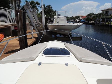 Boston Whaler 320 Outrage Cuddy Cabin image