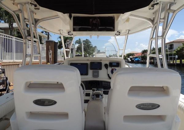 Boston Whaler 320 Outrage Cuddy Cabin image