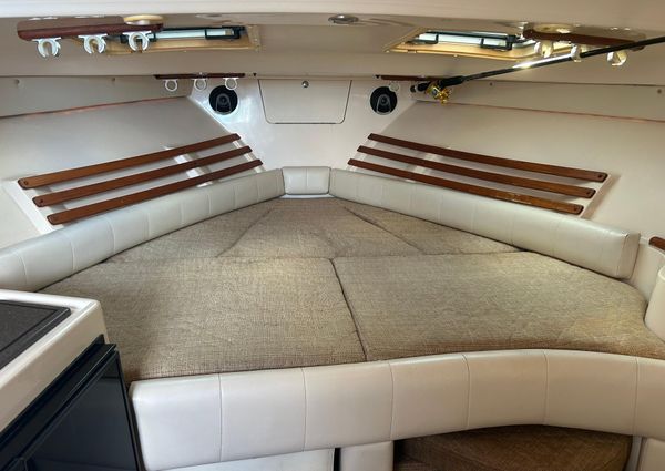 Grady-White Express 330 image