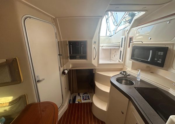 Grady-White Express 330 image