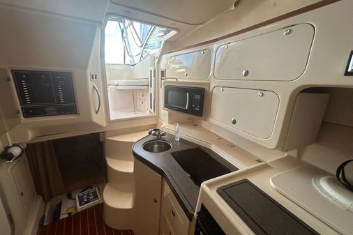 Grady-White Express 330 image