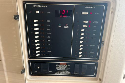 Grady-White Express 330 image