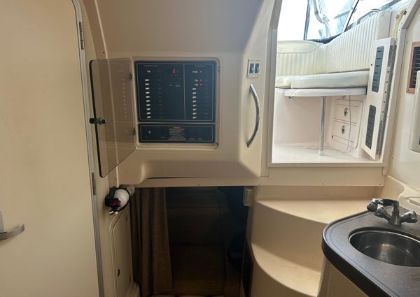 Grady-White Express 330 image