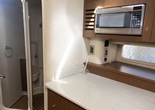 Sea Ray 370 Sundancer image