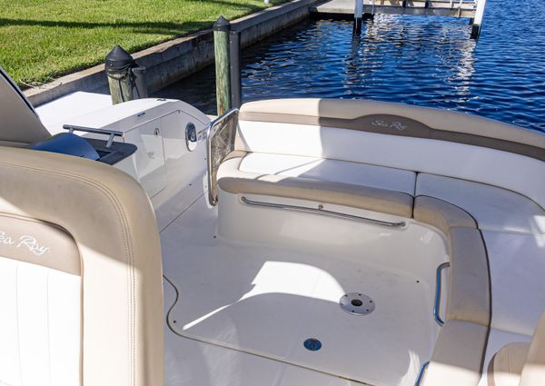 Sea Ray 370 Sundancer image