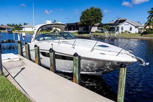 Sea Ray 370 Sundancer image