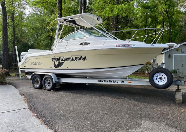 Robalo R265-WALKAROUND image