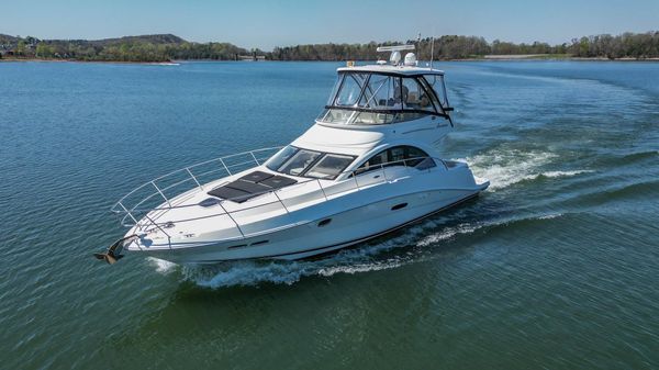 Sea Ray 47 Sedan Bridge