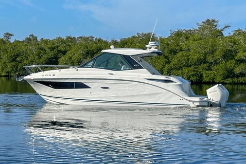 Sea Ray 320 Sundancer Outboard image