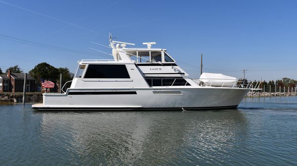 Viking 60 Cockpit Sport Yacht