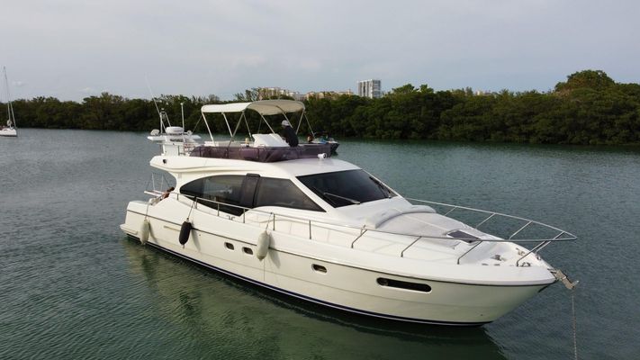 Ferretti-yachts 470 - main image