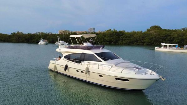 Ferretti Yachts 470 image