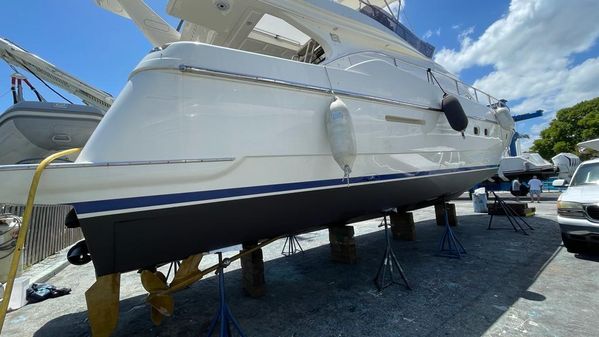 Ferretti Yachts 470 image