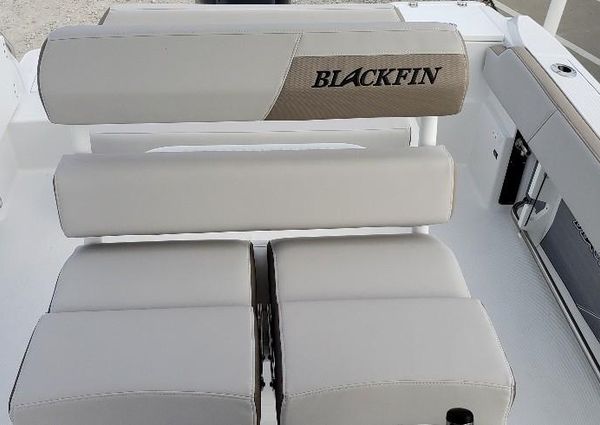 Blackfin 212CC image