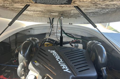 Chaparral 275 SSi image