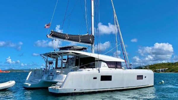 Lagoon 42 OV