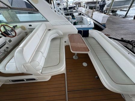 Sea Ray 330 Sundancer image