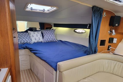 Tiara-yachts 31-OPEN-CUMMINS-DIESEL image